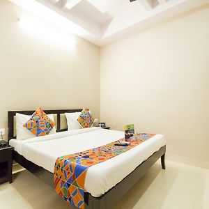 Fabexpress Travelers Lodge